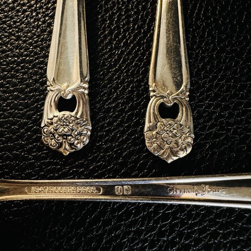 4 Rogers Eternally Yours Silverplate Flatware Soup Spoons Silver 1847 set of 4 - Picture 2 of 2