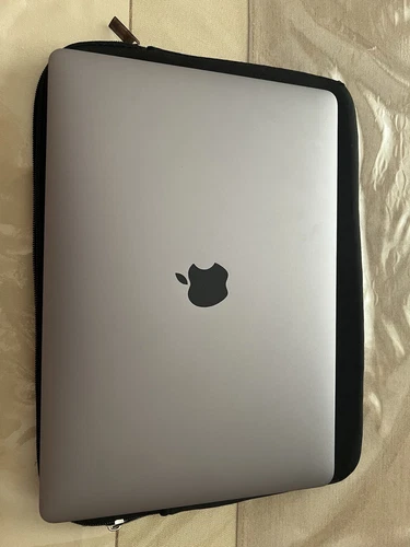 Apple Macbook Pro 13,3" (Apple M2 8 CPU/10 GPU, 3,49 GHz, 8GB RAM, 256GB SSD)...