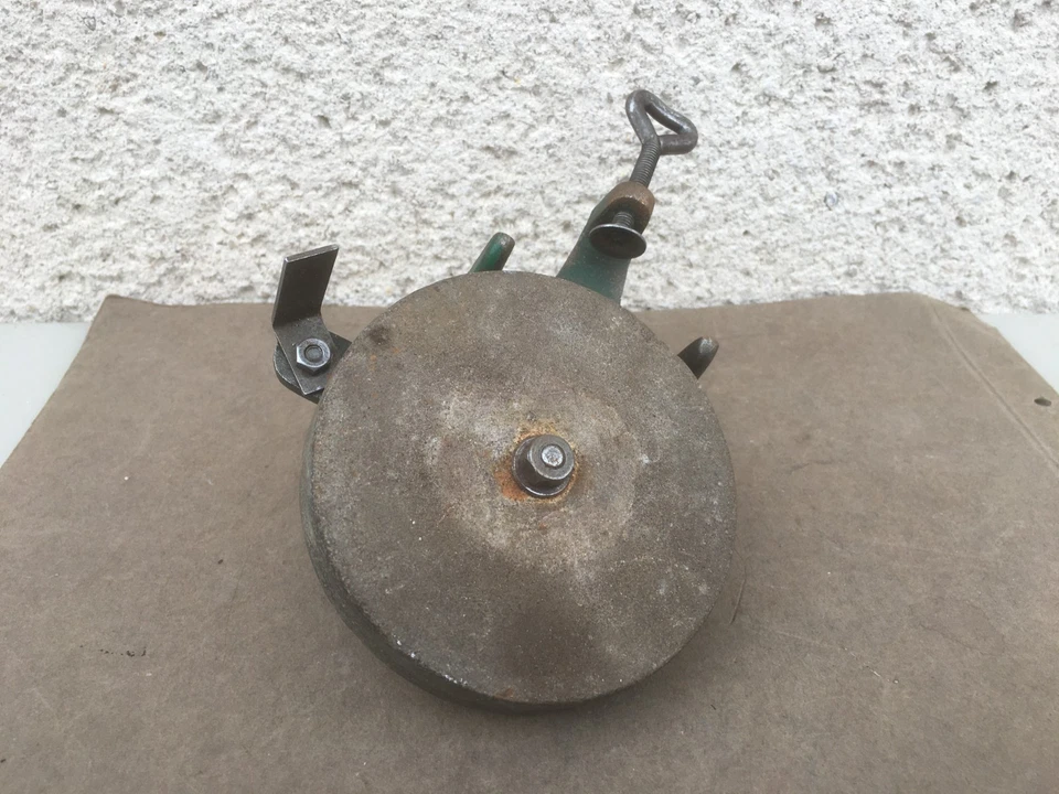 Ancienne meule d'établi / Odax 301 / A manivelle  / Outils anciens / Collection - Photo 3/4