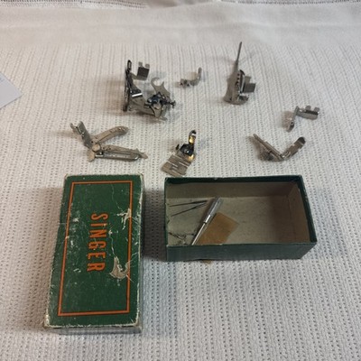 Vintage Singer Sewing Machine Attachments In Org Green Box 121897 7 Pieces