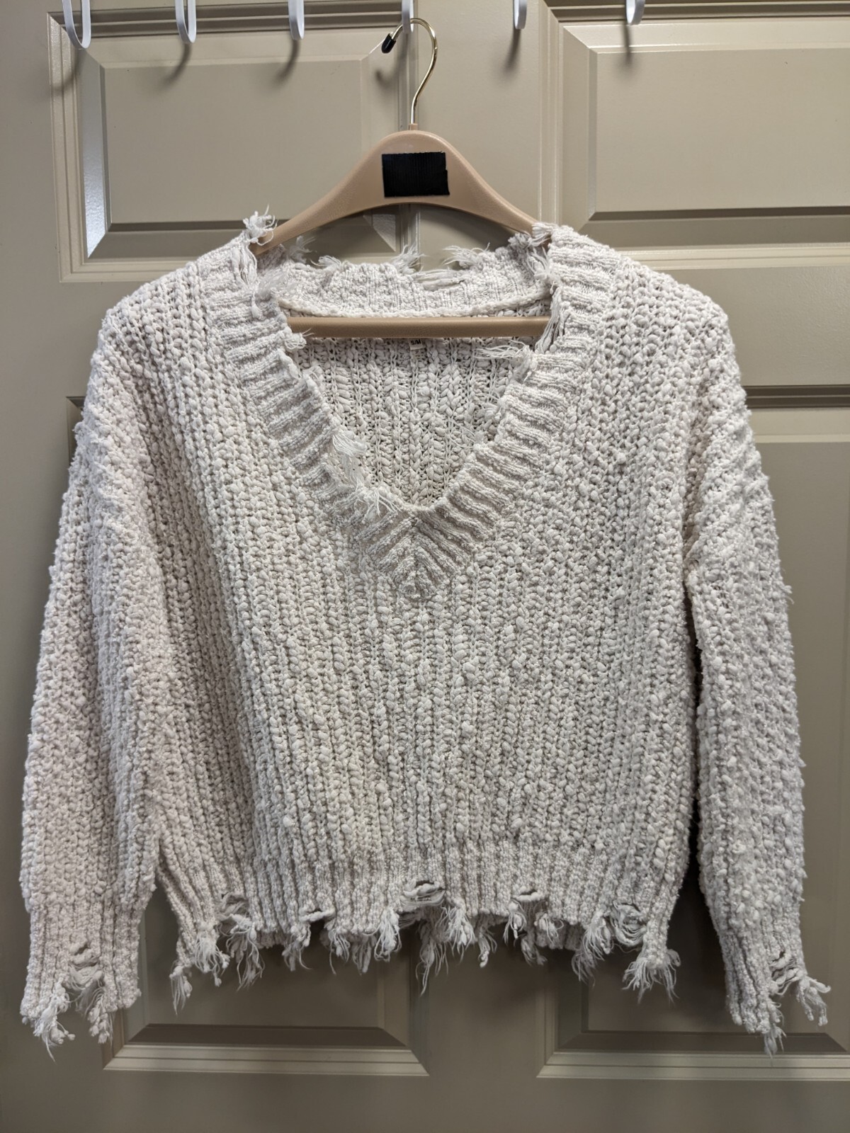 Miracle Usa Chunky Distressed V-neck Sweater - Size S/M