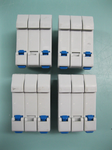 Lot of (4) Gould Ultrasafe USCC3 Class CC 3 Pole Fuse Holder F3 - 第 4/4 張圖片
