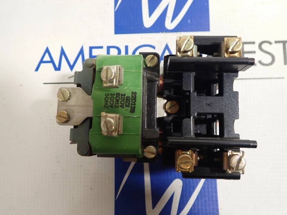 General Electric CR2810A14 Relay 10A 600V  with 22D135G22 Coil 120V - Image 3 of 4