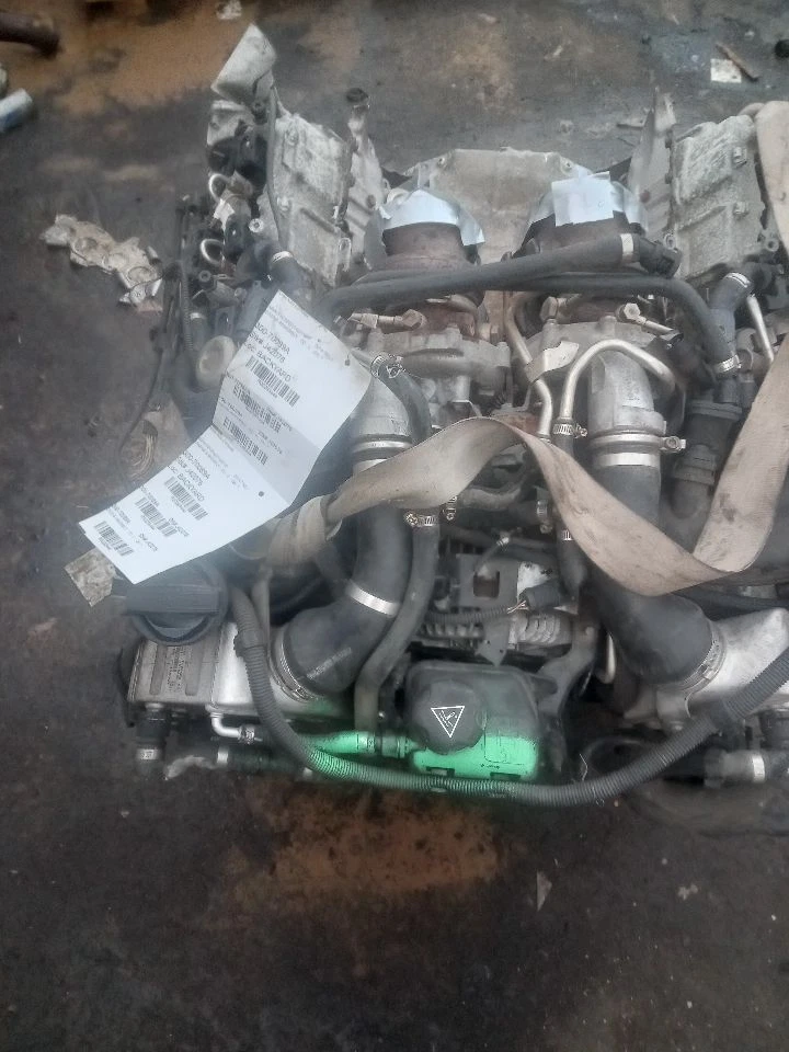 Used Engine Complete Assembly fits: 2014 Bmw 750I 4.4L twin turbo AWD Grade A Foto 4 de 4