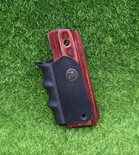 Pachmayr American Legend Grips For Colt 1911, Rosewood Burgundy - 00423