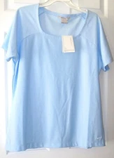 NWT LADIES ICE BLUE NIKE GOLF SPORTS CASUAL FIT DRY UV TEXTURED TOP  SIZE L  $40