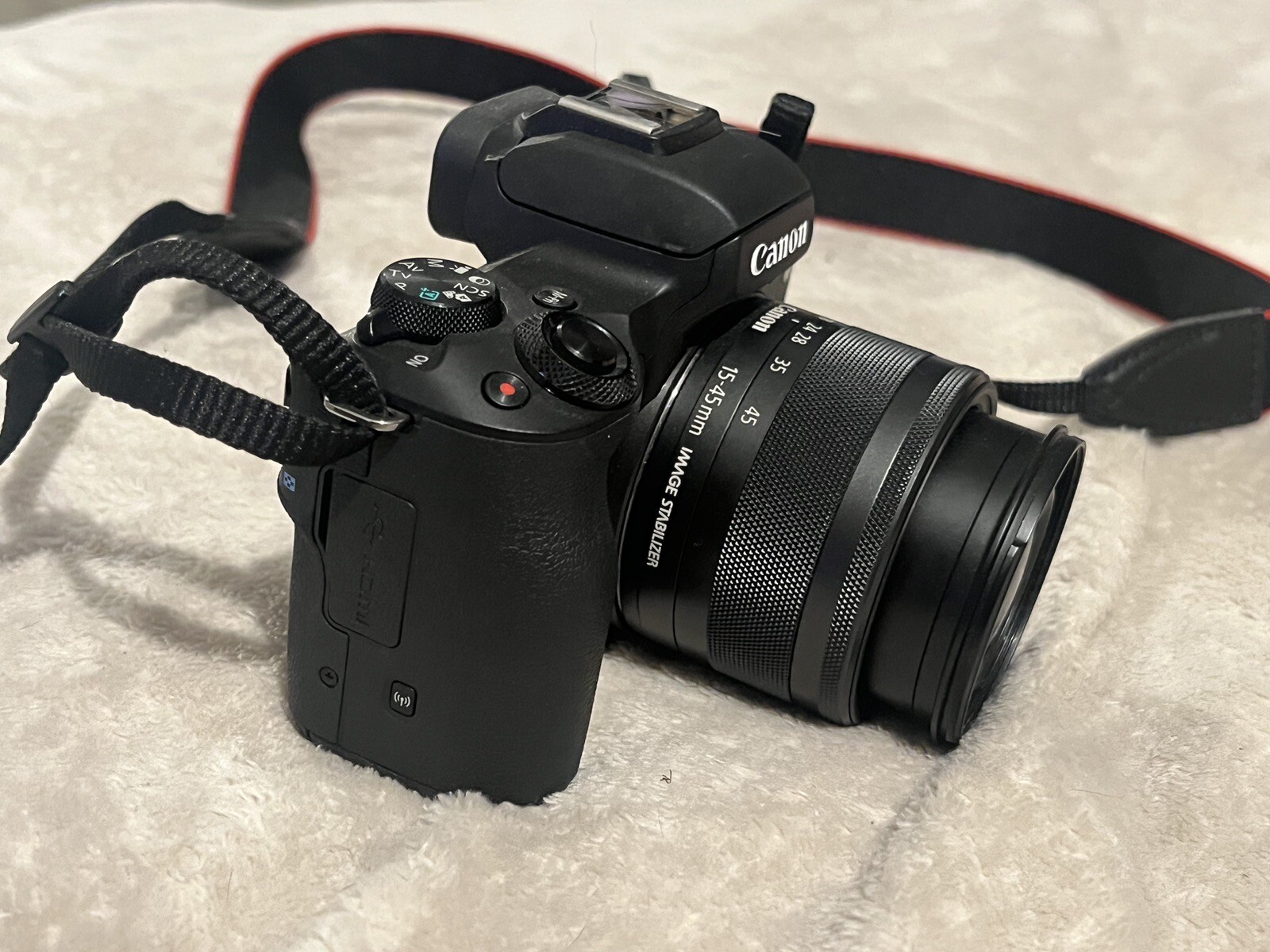 Canon EOS M50 24.1 MP Mirrorless Digital Camera with 1545mm Lens