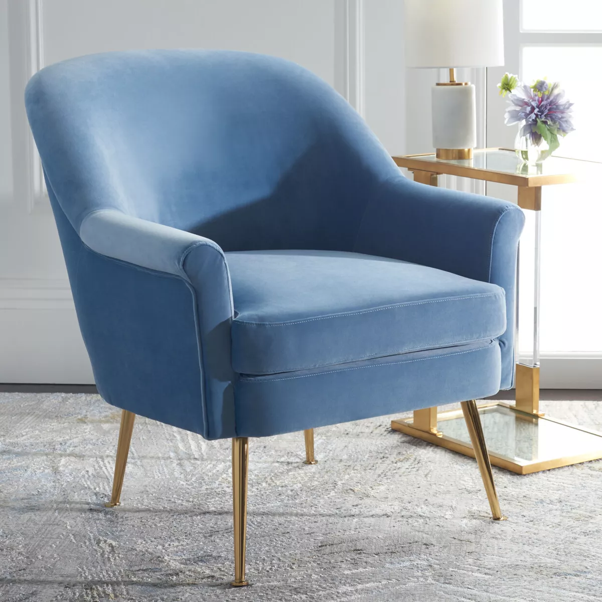 SAFAVIEH Rodrik Accent Chair Light Blue