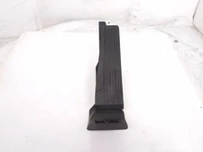 2008-2013 Infiniti G37 Gas Accelerator Pedal 18002-1Nc0a
