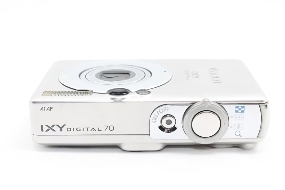 Canon IXY DIGITAL 70 Silver 6.0MP Compact Digital Camera From