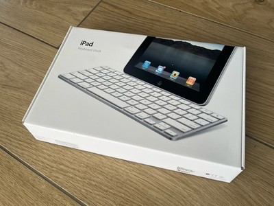 Apple iPad Keyboard Dock A1359
