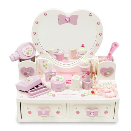 Mother garden Wooden Pretend Play Set Sweet Strawberry Heart