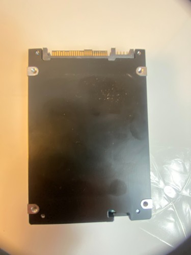 960GB SSD U2 TOSHIBA CM5 NVME KCM5DRUG960G Solid State Drive U.2 - Picture 2 of 2