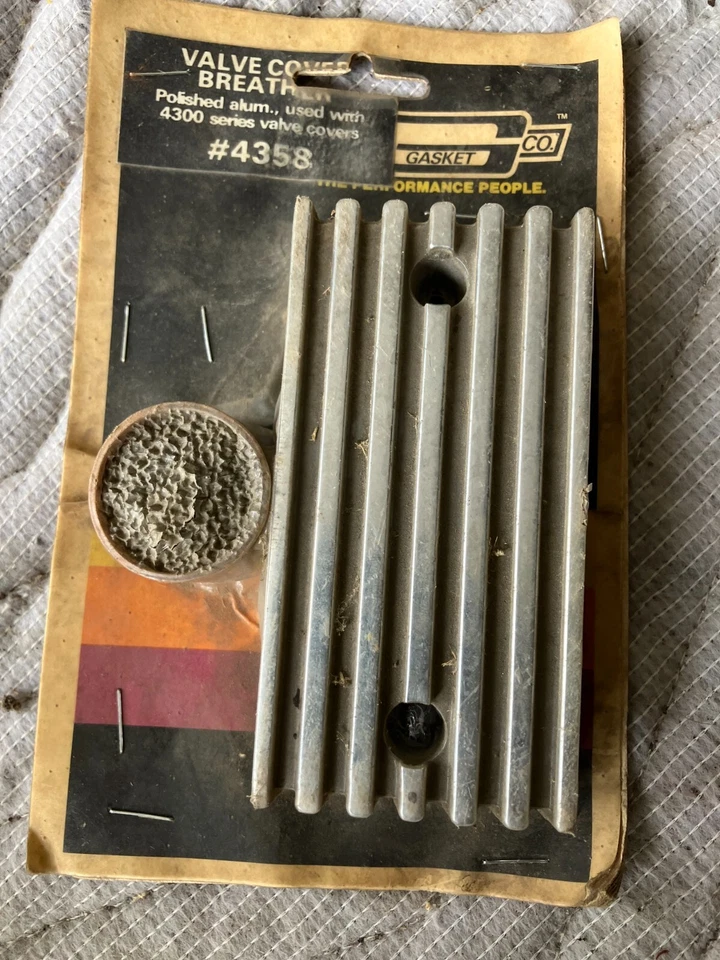 VINTAGE MR GASKET 4358 POLISHED ALUMINUM Valve Cover Oil Breather RAT ROD GASSER - Image 4 of 4