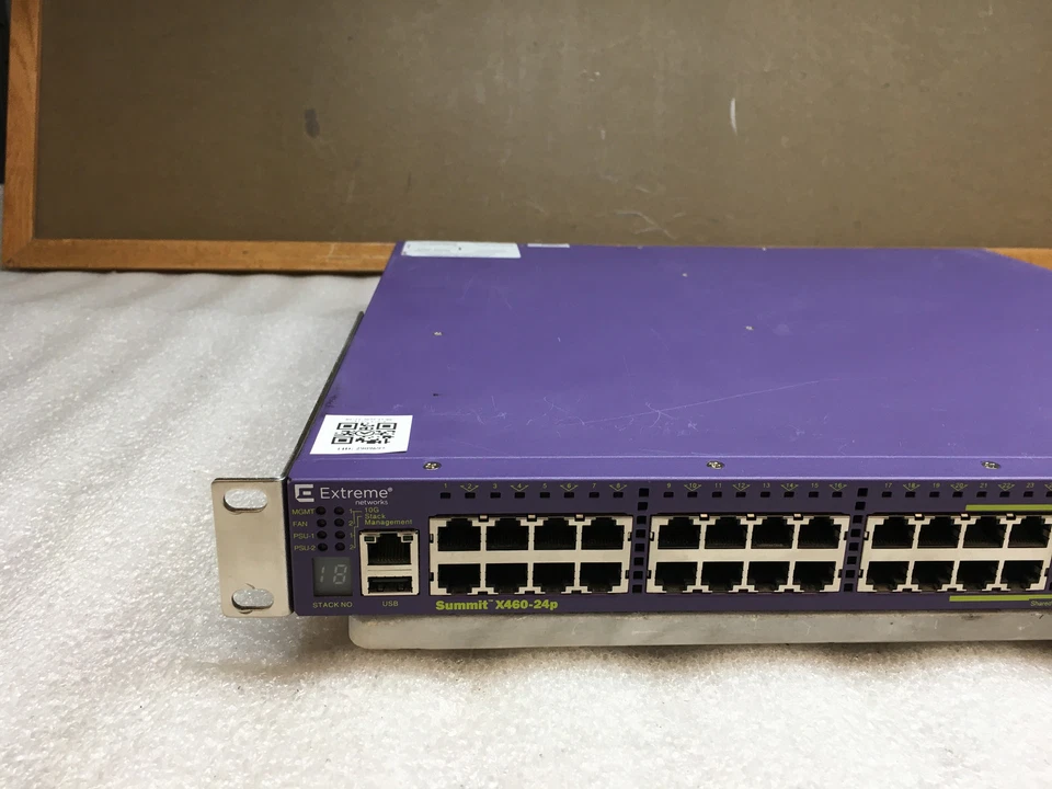 Extreme Networks Summit X460-24p 24-Port Network Gigabit Switch with Rack Ears - Image 3 of 4