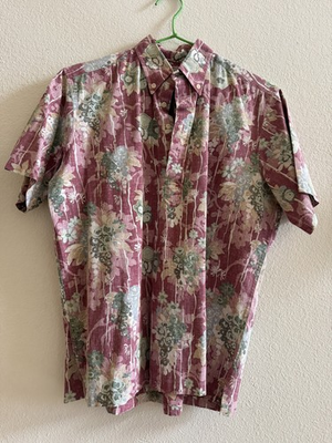 #ad Vintage Reyn Spooner Medium magenta Reverse Print 30 Years Old Pull Over $23.00