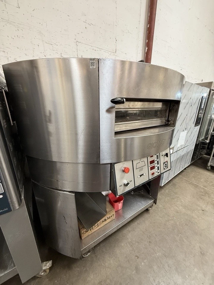 Horno eléctrico giratorio para pizza Cuppone Giotto 140 220v trifásico Foto 2 de 4