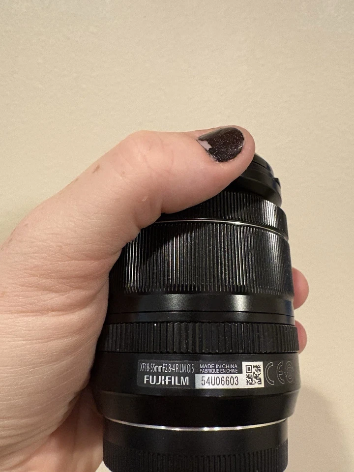 Fujifilm Fujinon XF 18-55mm f/2.8-4 R LM OIS Lens - Image 3 of 4