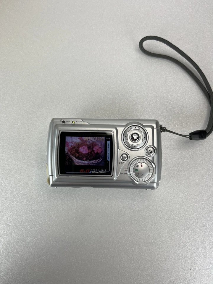 PRAKTICA DCZ 6 VR 6.6 Mega Pixels - Digital Camera Boxed Tested Working VGC - Image 3 of 4