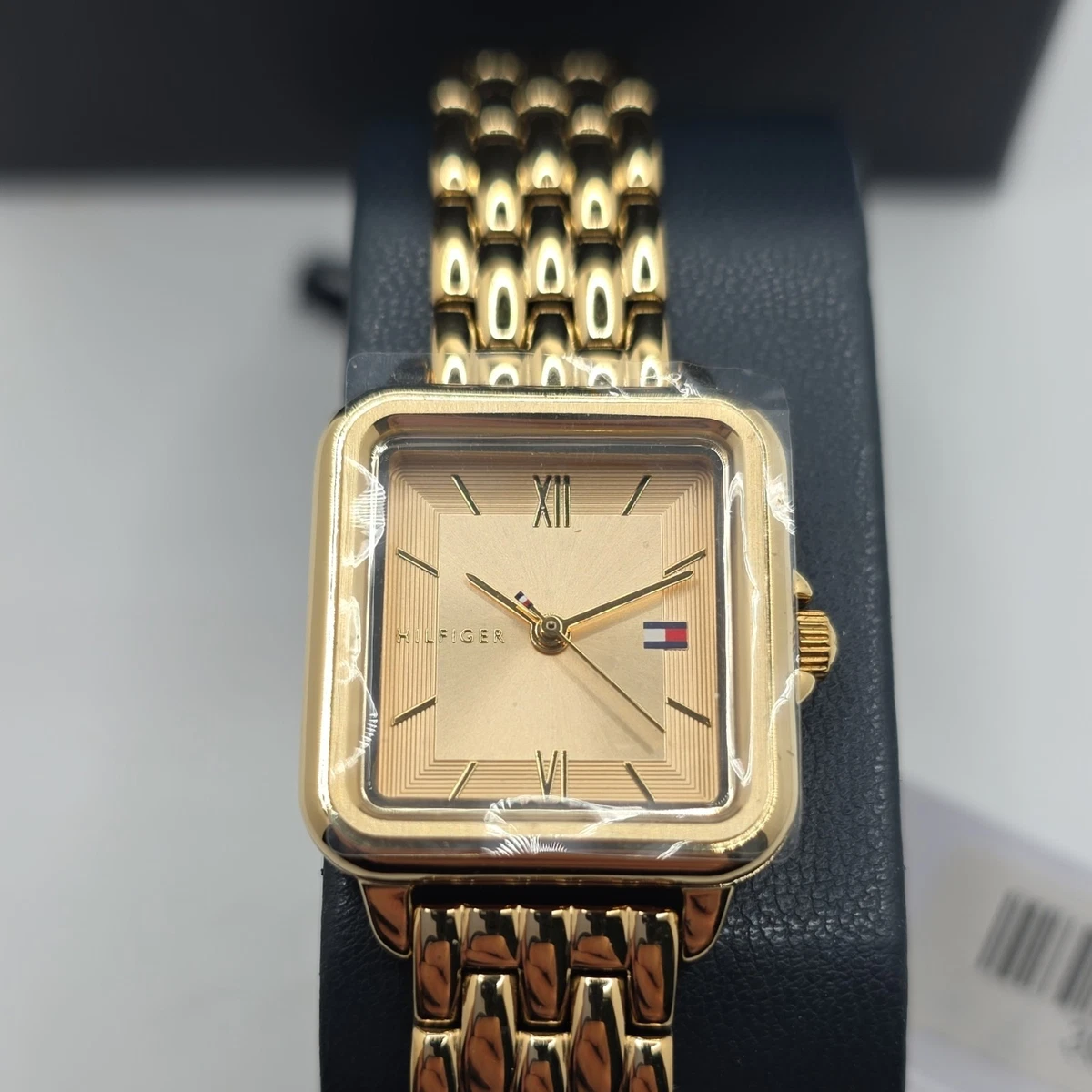 Tommy Hilfiger Women’s Gold-Tone Square Analog Quartz Watch Bracelet w/ Box Amazon.com: Tommy Hilfiger Women main image 2