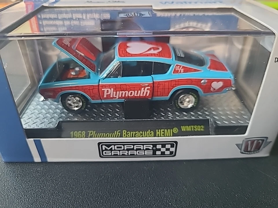 M2 Machines 1968 Plymouth Barracuda HEMI WMTS02 Walmart 1/64 MOPAR GARAGE - Image 4 of 4