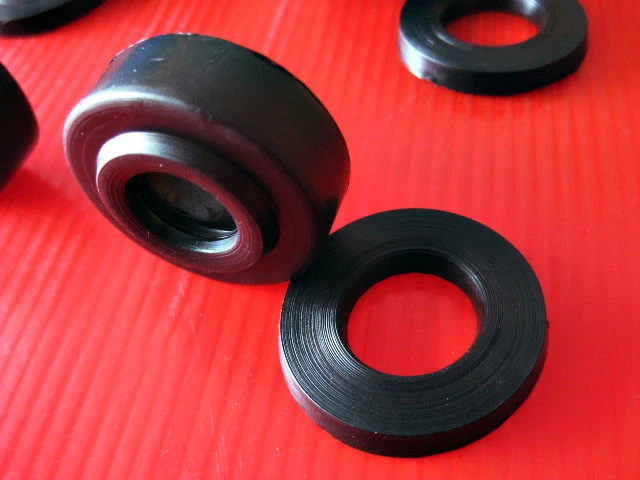 Fit HONDA 305 DREAM C72 C77 CA72 CA77 CS72 CS77 FUEL TANK CUSHION RUBBER SET [mi - Image 3 of 4