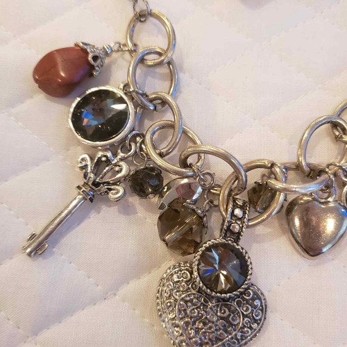 Artisan Handmade Heart Statement Necklace Earrings Set Beaded Jeweled Silver - Picture 5 of 11