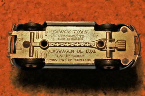 1:43 Dinky Toys Meccano LTD Volkswagen Beetle / Beetle De Luxe Pat 891681 #W - Picture 1 of 7