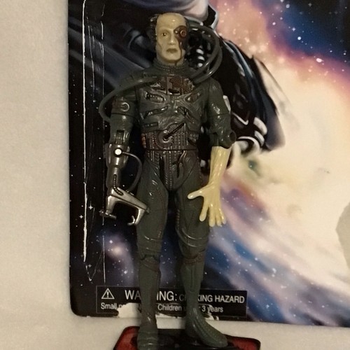STAR TREK First Contact The Borg, Borg Collective Member Playmates Action Figure - Picture 2 of 9