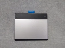 Wacom Intuos Pen Small Tablet (CTL-480) - Tablet ONLY no pen no charge cable