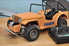 Simprop/Spital American Jeep 1:8 mit Hirtenberger VT21  4Takter, Robbe Starion