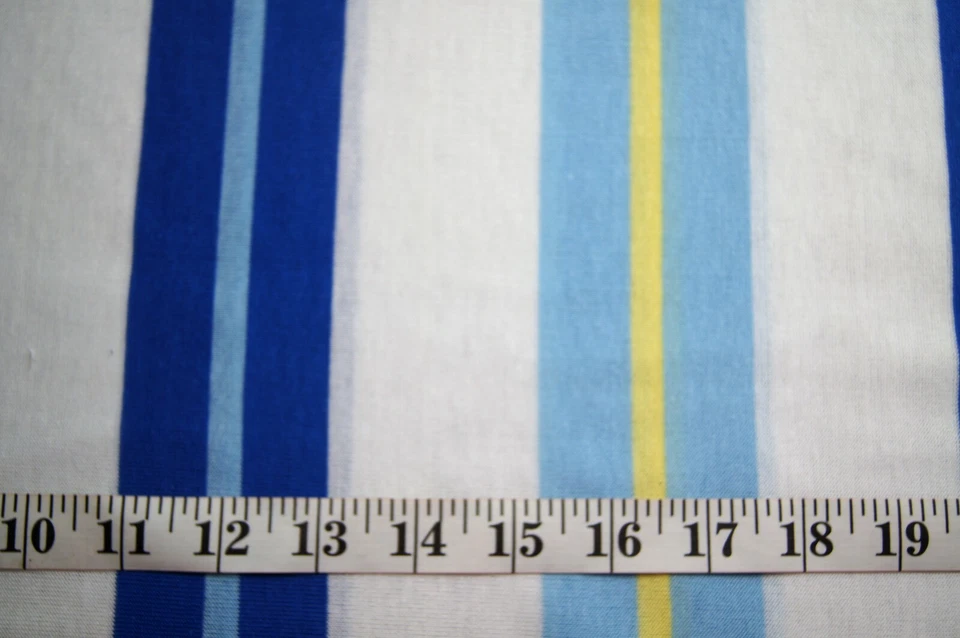 Tela tejida de algodón blanco a rayas azul amarillo de 1+ yarda 60" X 60" Foto 2 de 2