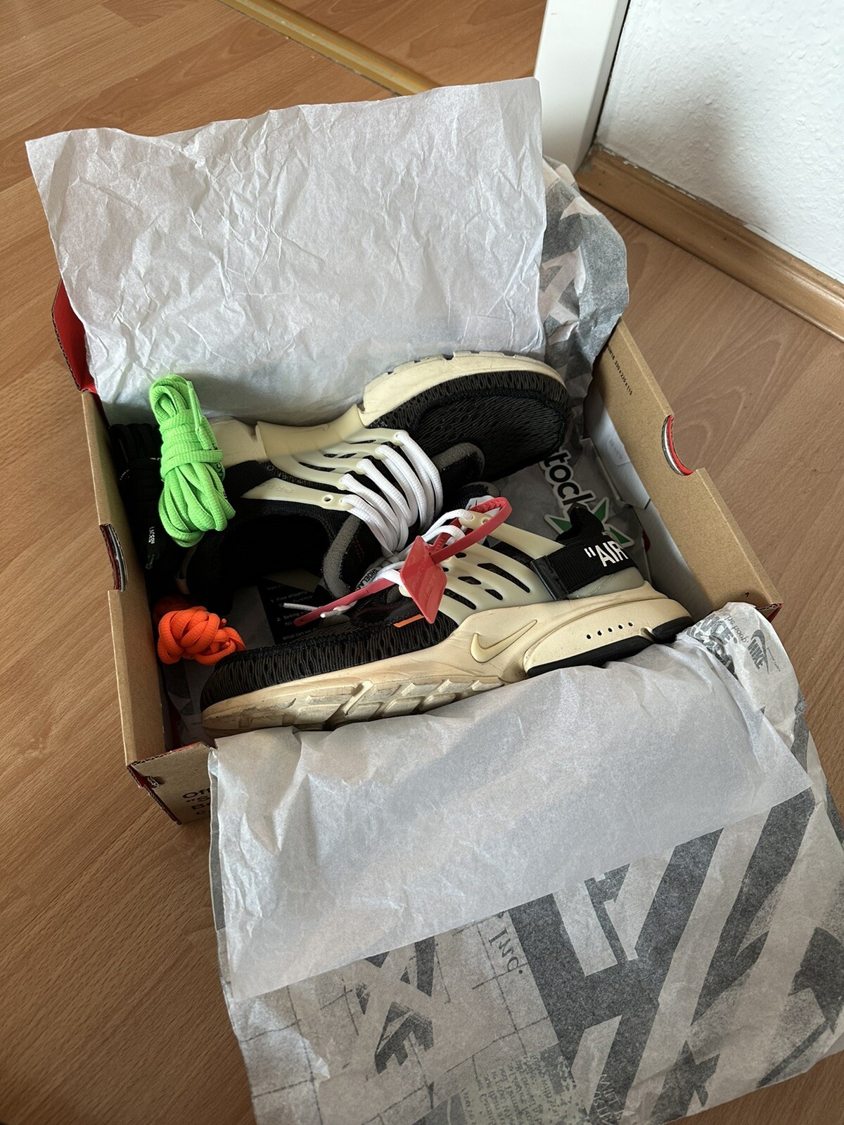 OFF WHITE X NIKE Bianco sporco x Nike Air Presto OG