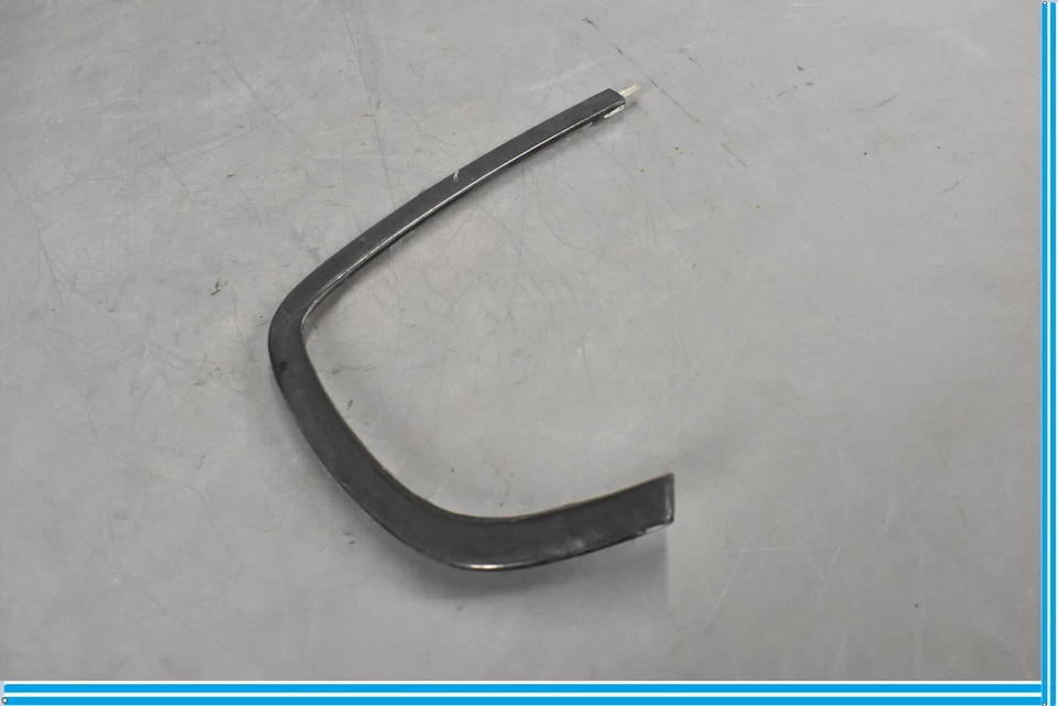 13 - 19 MASERATI QUATTROPORTE M156 ACABAMENTO TRASEIRO DIREITO QUARTO FABRICANTE DE EQUIPAMENTO ORIGINAL - Imagem 2 de 4