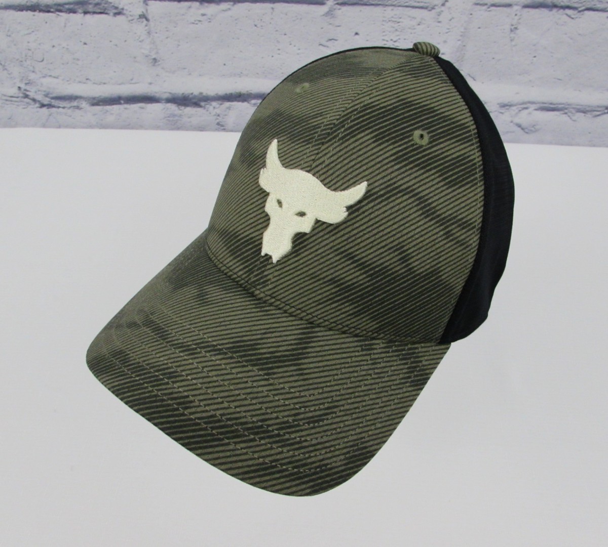 Men's Under Armour UA Project Rock Trucker Hat Cap Camo / Black | eBay