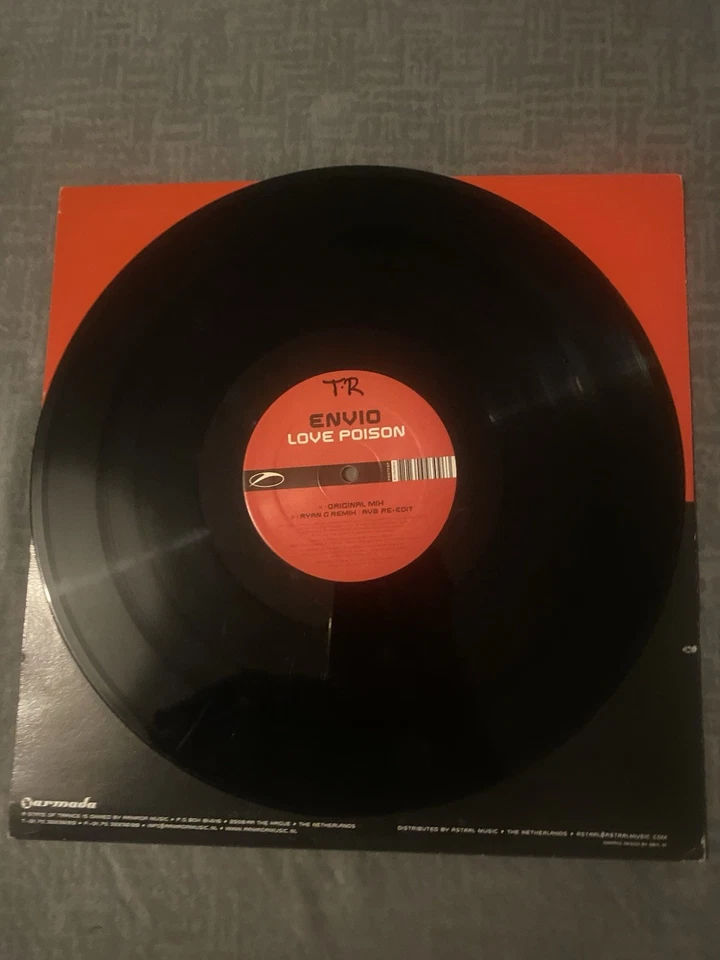 vinyl records - Image 4 of 4