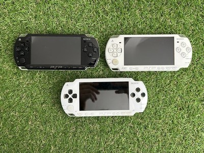 Defekte PSP Konsolen Konvolut X3 2001, 2003, 1003 (C150)