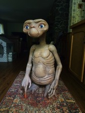 Neca Life-size E.t. Stunt Puppet Prop Movie Figure 36 Inch Rubber Latex