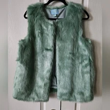 CeCe Green Faux Fur Vest, Medium