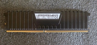 Corsair Vengeance LPX 8GB DDR4 DIMM 3000MHz Arbeitsspeicher - Schwarz