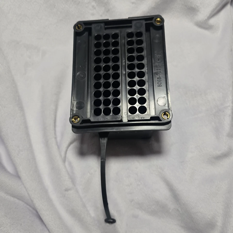 COOPER BUSSMANN - 15303-4-0-4 - BLOQUE RELÉ DE FUSIBLES, MINI, TERMINAL TRASERO Foto 3 de 3