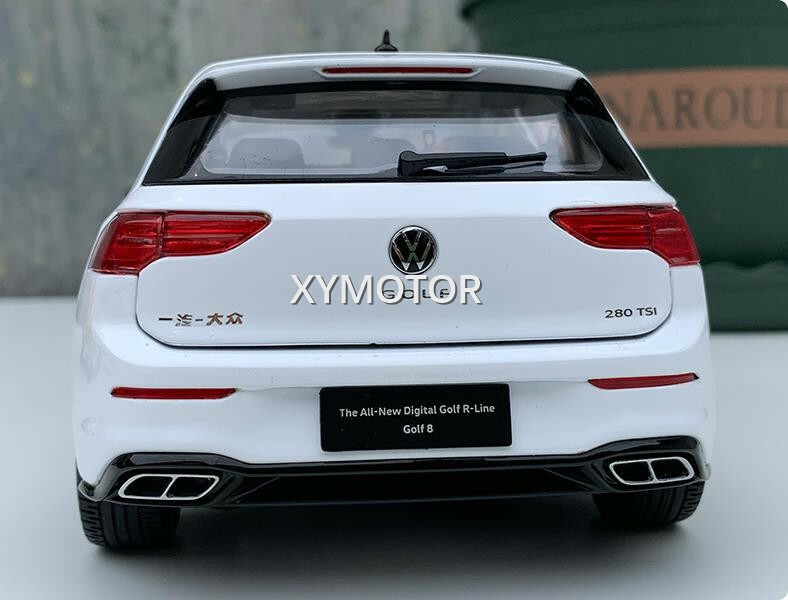 1:18 Volkswagen Golf 8 gen R Line Diecast Model Car Toys Gifts