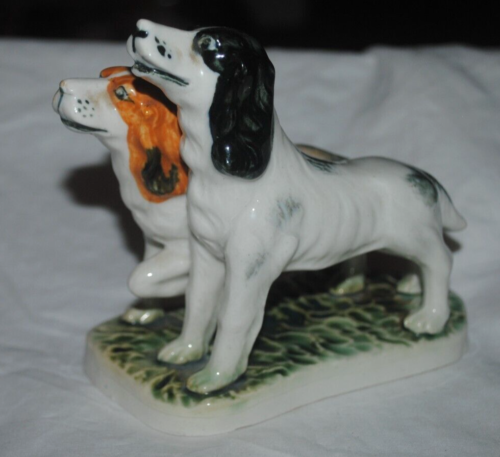 Vintage hunting dogs figurine, Pioneer Merchandise, NY, excellent, 5" tall - Picture 1 of 7