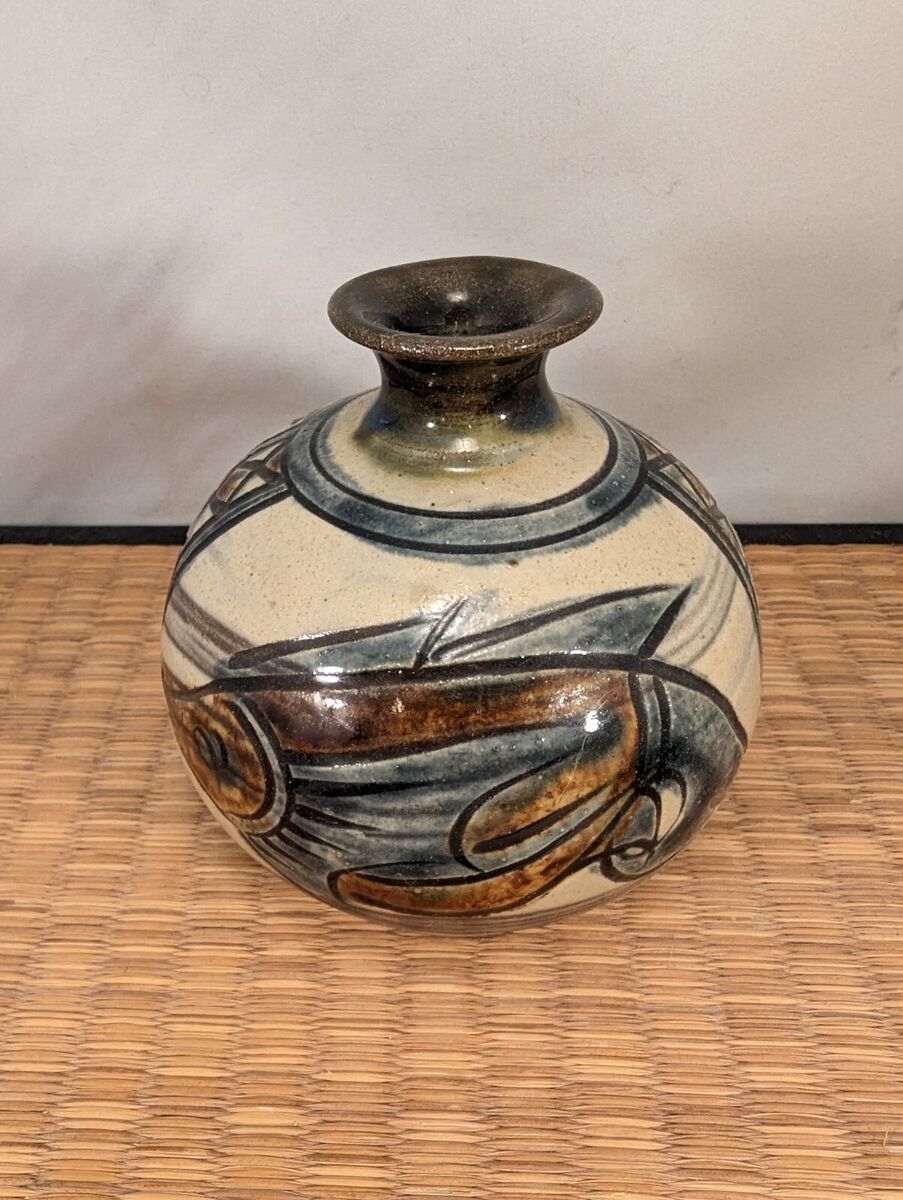 Japanese Ryukyu Okinawa Tsuboya Studio Pottery Vase Kinjo Japanese Ryukyu Okinawa Tsuboya Studio Pottery Vase Kinjo