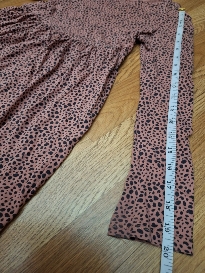 Vestido H&M Rosa Grisáceo Estampado de Manchas de Animales Manga Larga Algodón Orgánico Niñas 8-10 Foto 4 de 4