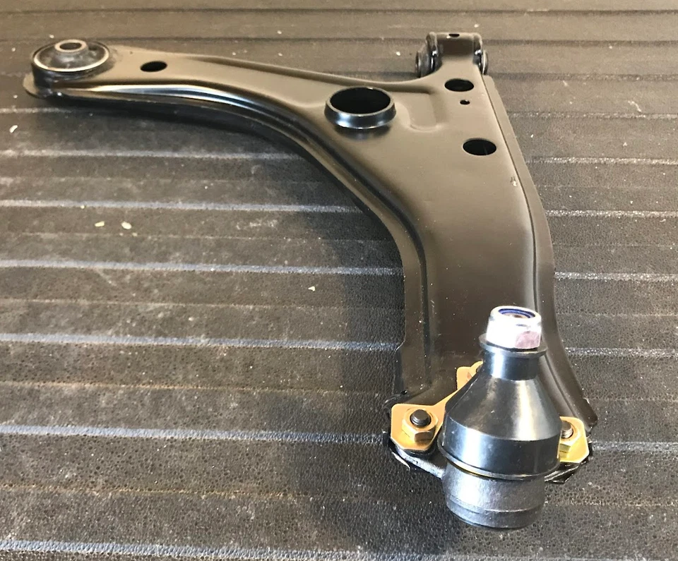 Flennor Front RH Control Arm - FL525-G - For Volkswagen Corrado, Golf & Jetta - Image 3 of 4