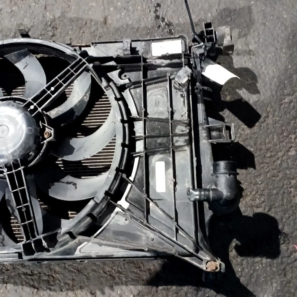 JEEP RENEGADE 1.6 Diesel MK1 15-18 Radiator Rad Pack 52009105 - Image 3 of 4