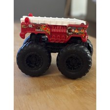Hot Wheels Monster Trucks 5-Alarm Fire Truck Red Flame 68 Diecast 1:64 L18A