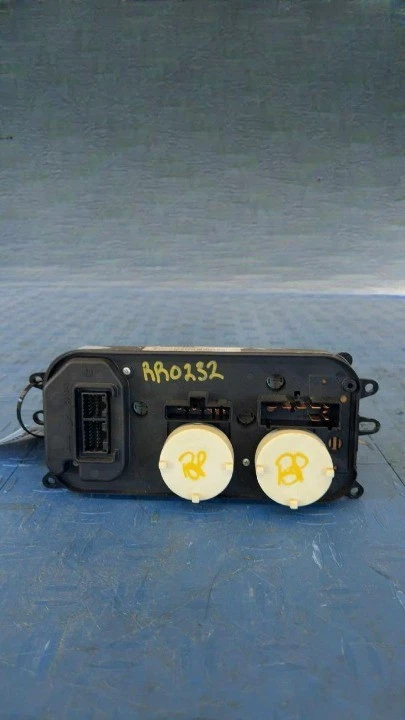 2001-2003 Dodge Durango Dual Zone A/c Heater Climate Control Unit OEM Foto 2 de 4