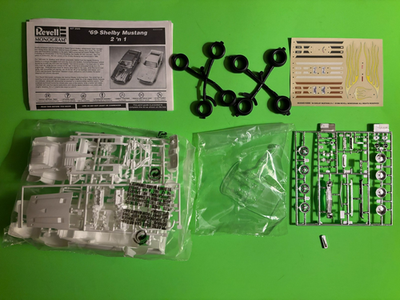 1969 FORD SHELBY MUSTANG COUPE 2N1 MODEL KIT REVELL 1/25 SCALE NEW